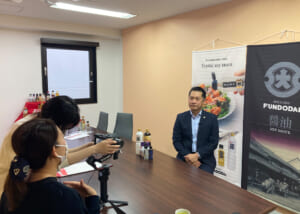 中国代表性媒体人民日报的“人民日报海外网日本融媒体中心”来到东京分公司。进行了企业组织等的高层采访，6/28介绍了视频。￼缩略图